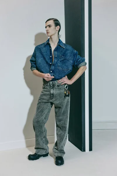 Look 2